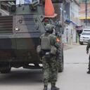 En el corregimiento de El Plateado, Argelia, integrantes del Ejército se enfrentan aún contra los disidentes del frente Carlos Patiño de las Farc. Hasta el momento son cinco heridos; tres militares y dos civiles.