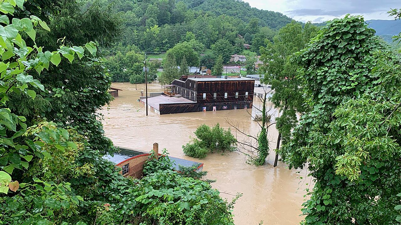 Algunas áreas de la región montañosa siguen siendo inaccesibles luego de las inundaciones.