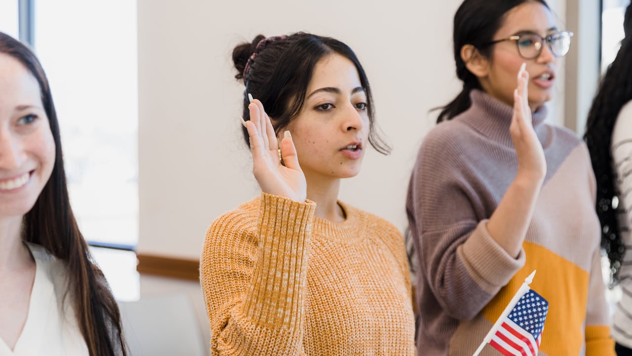 Apellidos favorables para obtener la ciudadanía en Estados Unidos