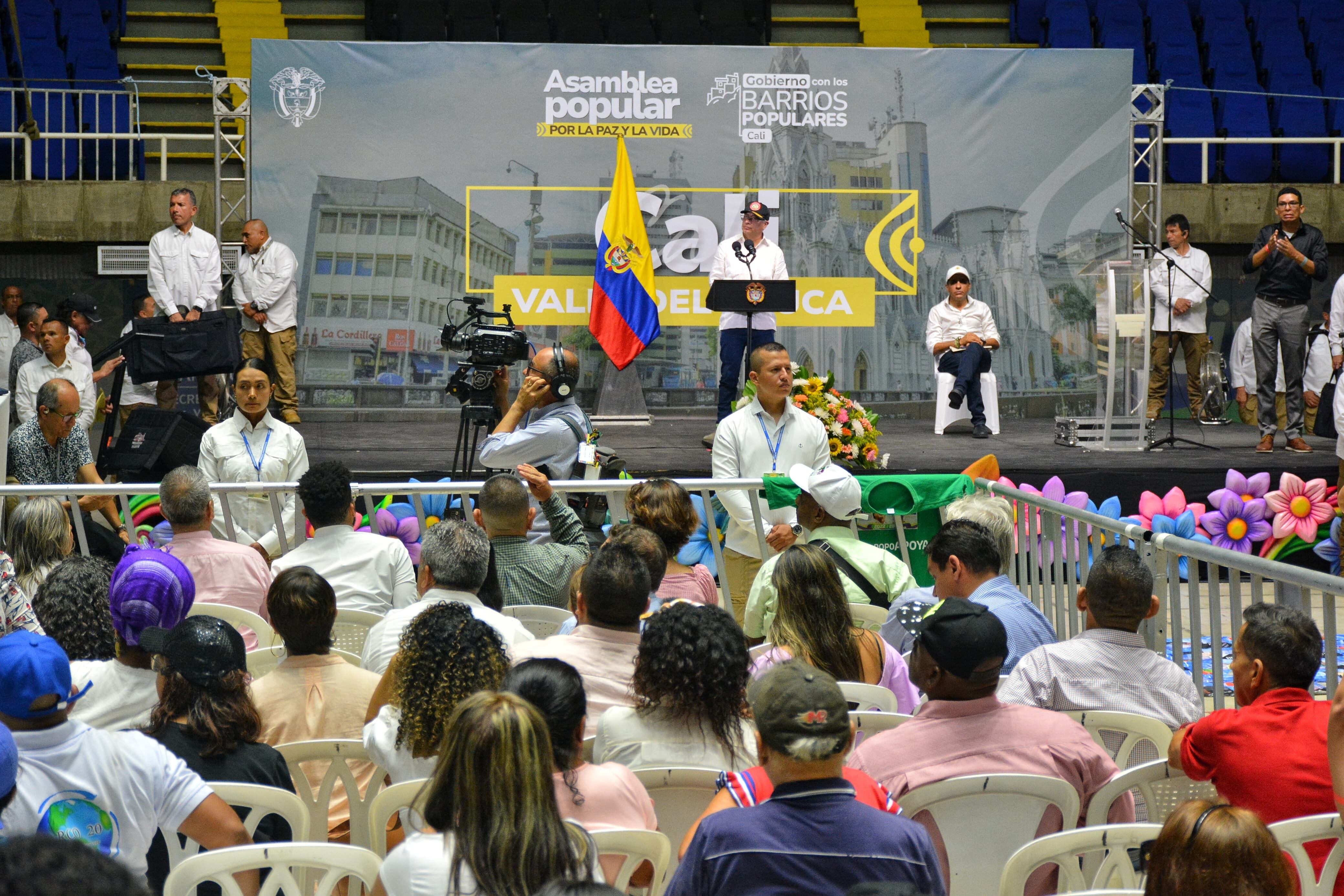 Presidente Gustavo Petro en Cali, Gobierno en los Barrios Populares