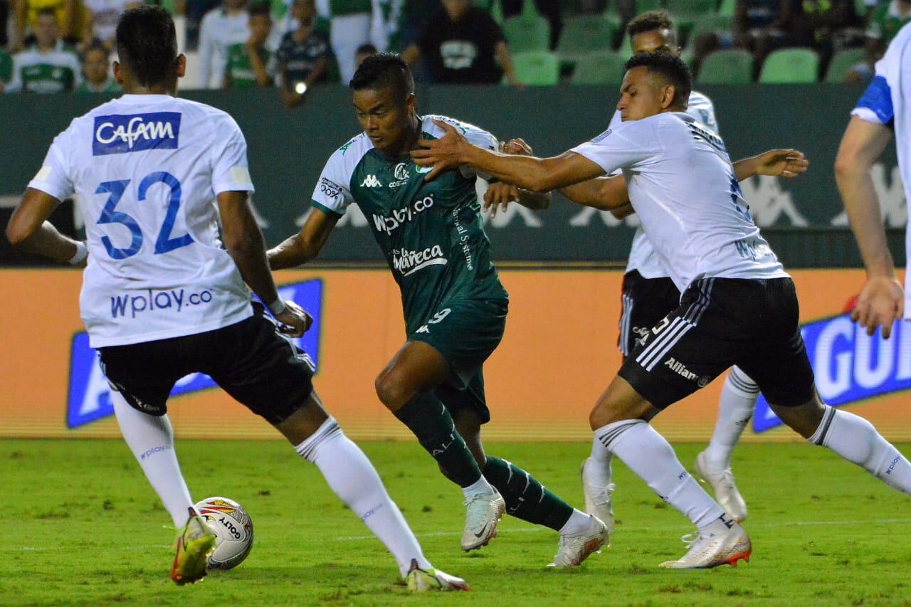 Partido deportivo Cali millonarios en el estadio de palmaseca