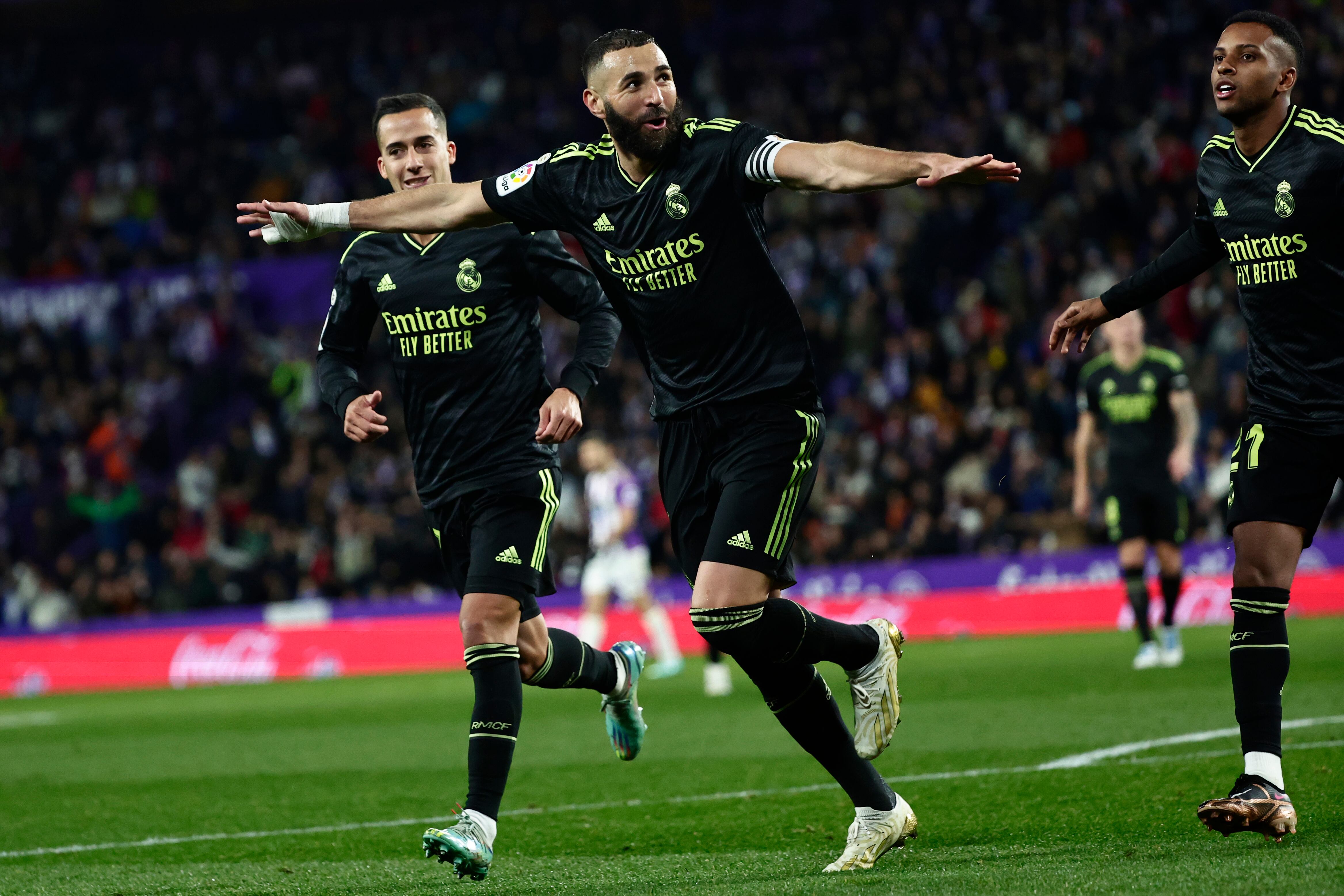 Karim Benzema anotó doblete en el duelo con Real Valladolid.