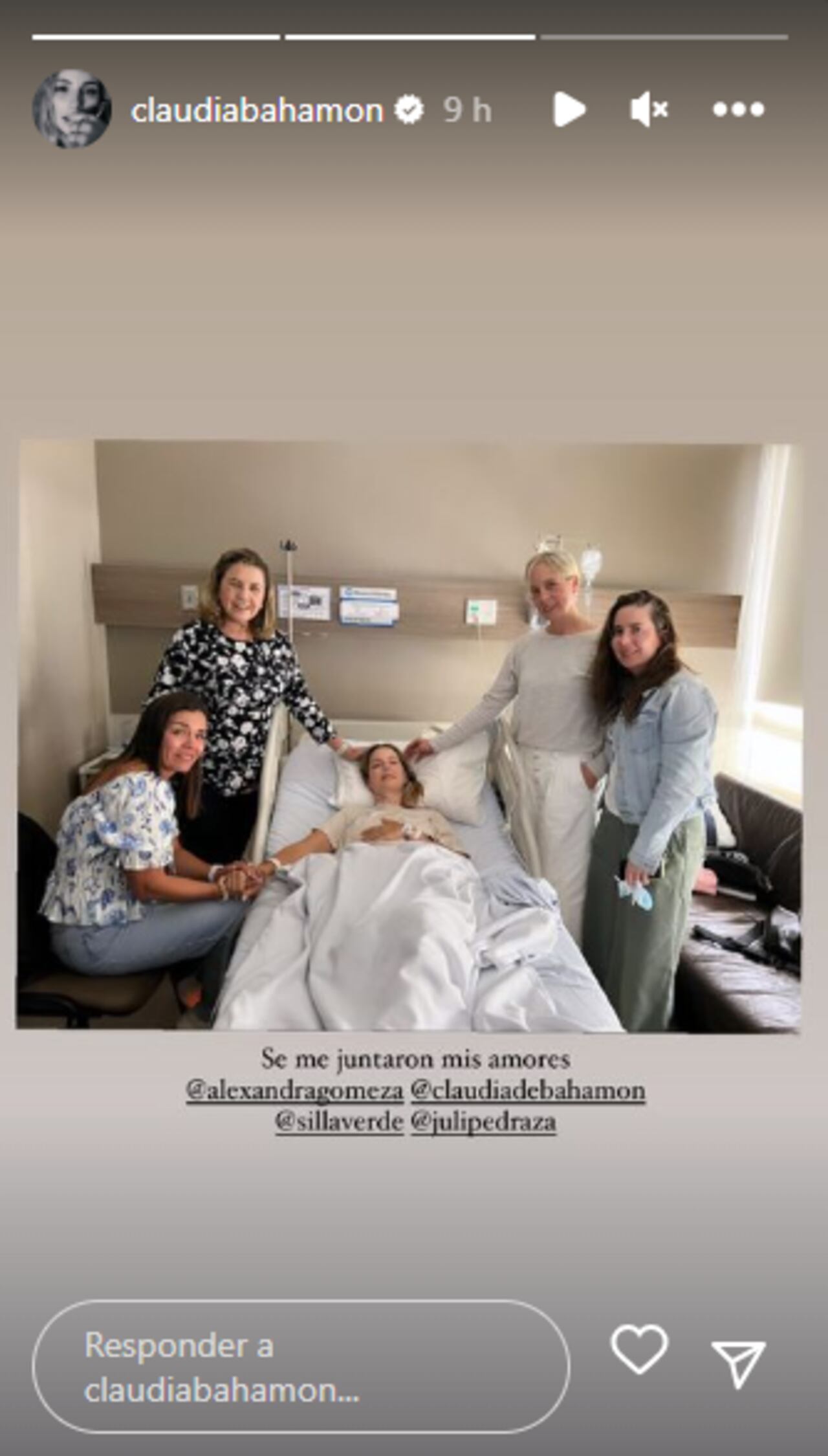 Claudia Bahamón permanece hospitalizada.