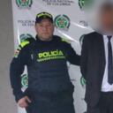 Este es el ladrón de saco y corbata que entró a robar a un supermercado en Bogotá. Debe responder por el delito de hurto.