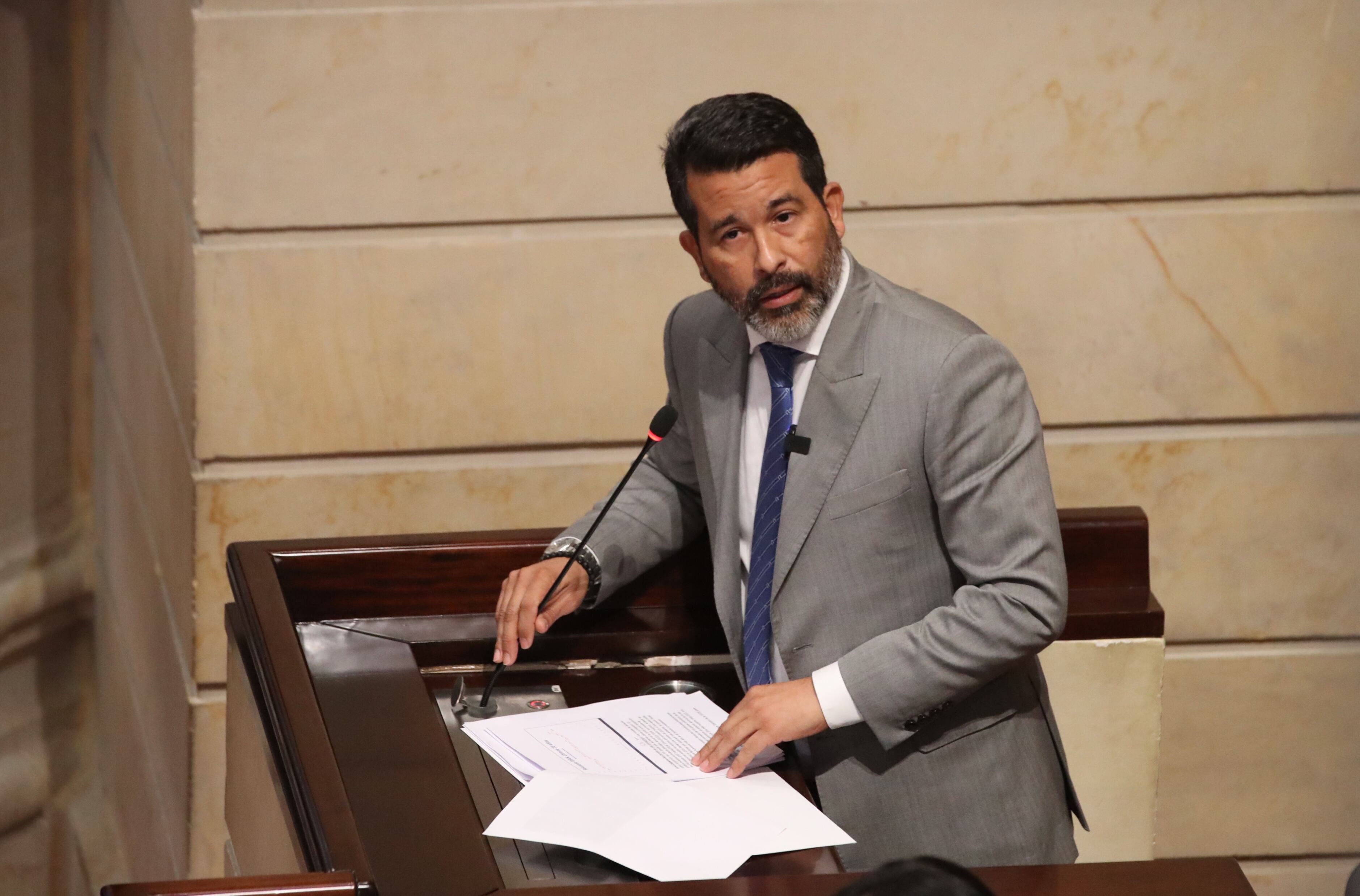 Debate sobre el Presupuesto General de la Nació para 2026  comisiones económicas conjuntas terceras y cuartas de Senado y Cámara