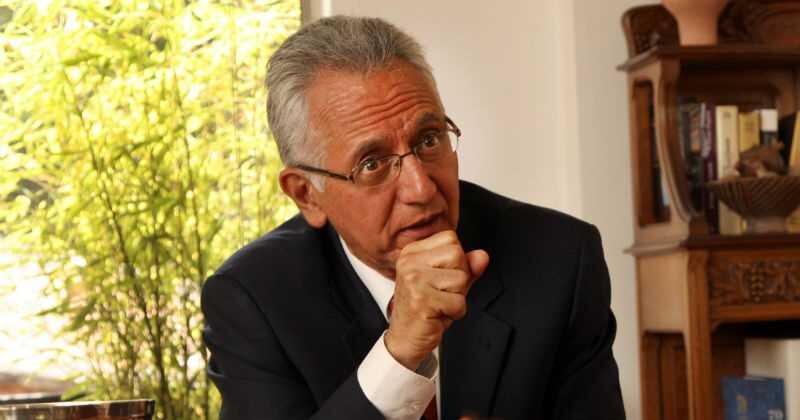 Guillermo Alfonso Jaramillo, delegado como ministro de Salud y Protección Social.