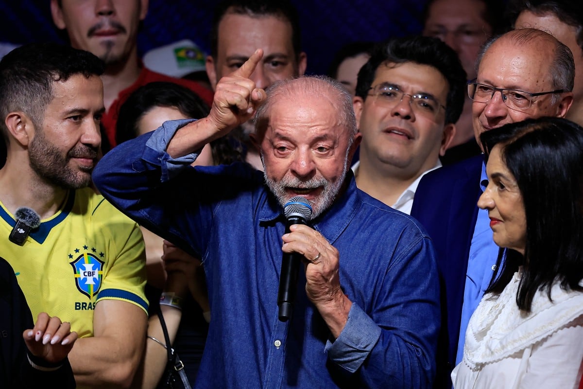 Lula da Silva da su primer discurso tras su triunfo.