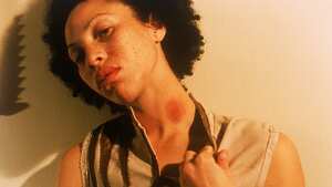 Uno de los trucos para quitar chupetones más efectivos es el hielo.