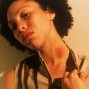 Uno de los trucos para quitar chupetones más efectivos es el hielo.