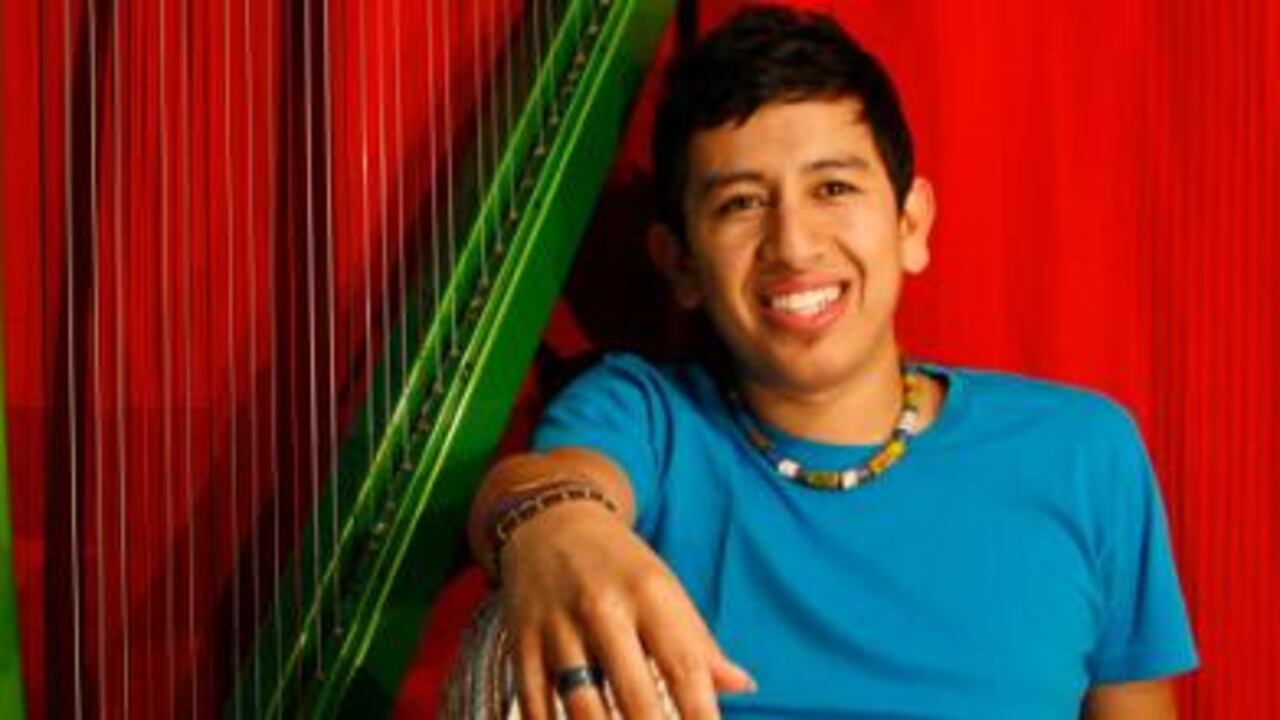 El músico bogotano Édmar Castañeda. Foto de Diana Bejarano.