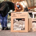 Los contratos que la Registraduría firmó con la española Indra para el software del escrutinio, por cerca de 27.000 millones de pesos, y la Unión Temporal Disproel, por 1,2 billones de pesos para la logística de las elecciones, han sido blanco de cuestionamientos.