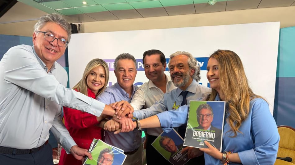 Mauricio Cárdenas presentó su plan de gobierno a los integrantes de la Gran Consulta por Colombia.