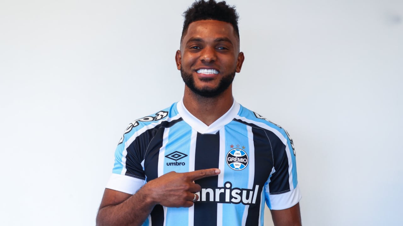 Miguel Borja en su presentación con Gremio