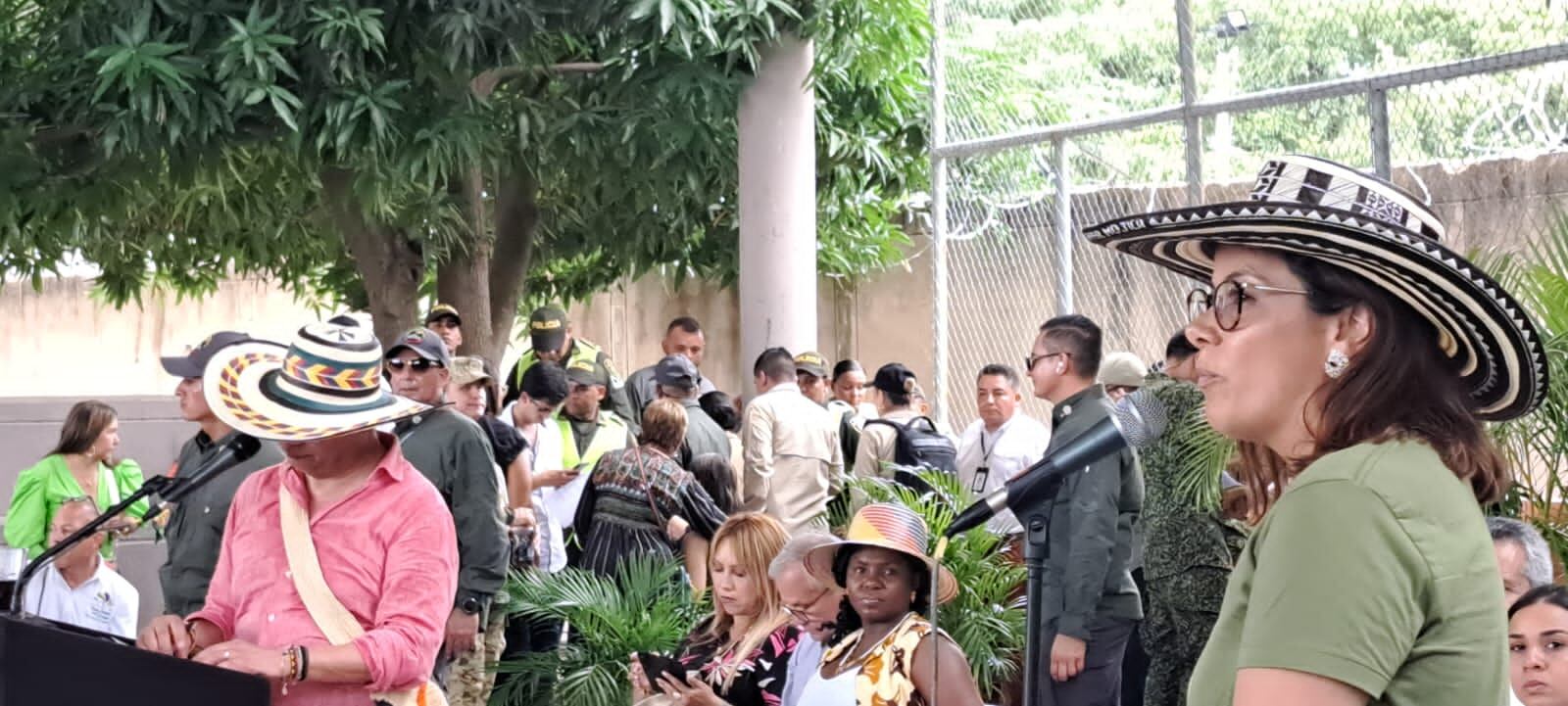 Declaratoria del primer núcleo de reforma agraria y la primera zona de protección para producir alimentos en el país, en La Guajira.