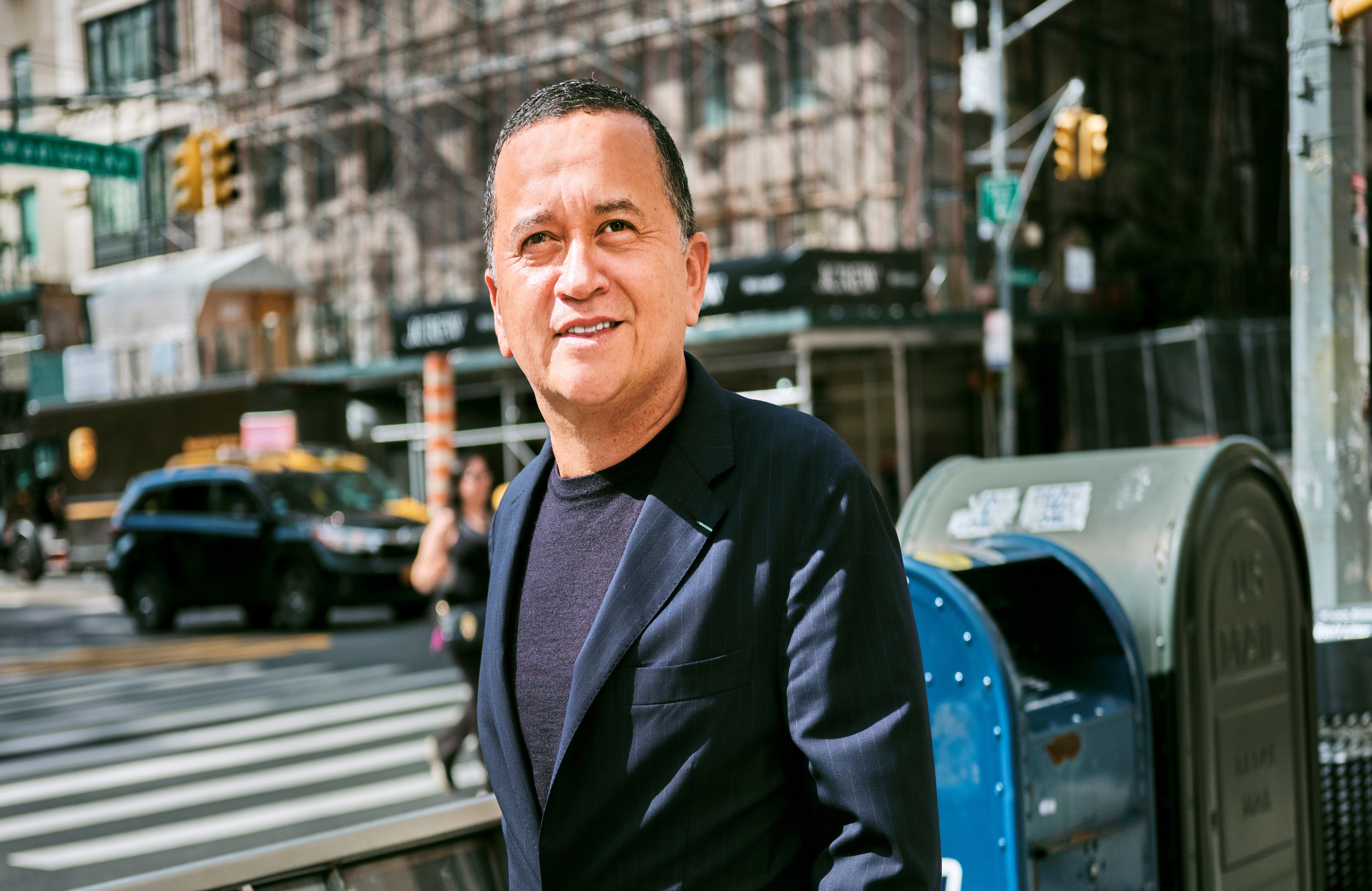 Yuri Buenaventura
regresa a Bogotá tras su exitosa gira mundial para lanzar su nuevo álbum “Ámame”