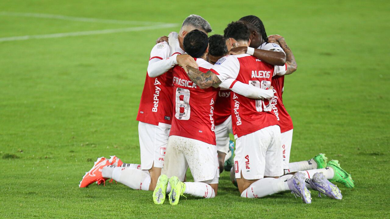 Bogotá. Febrero 12 de 2025. Independiente Santa Fe enfrenta a Atlético Nacional, por encuentro válido de la Liga BetPlay I 2025 de la fecha 4 en el estadio Nemecio Camacho El Campin. (Colprensa - Lina Gasca).