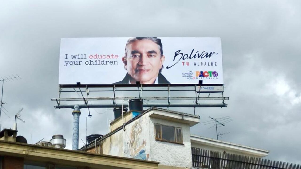 Valla de Gustavo Bolívar.