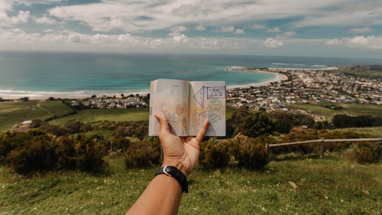 Consultora indica cuáles son los países que tienen el pasaporte más poderoso del mundo