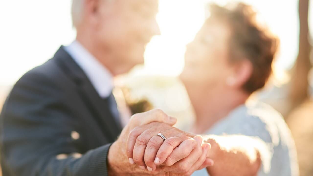 En un programa argentino, el adulto mayor también confesó cuál era su secreto para la longevidad (imagen de referencia).