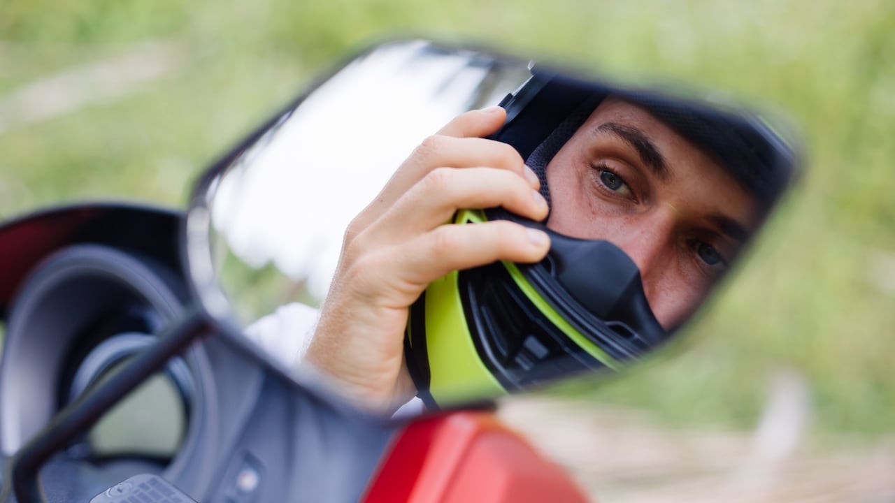 Motociclistas y clubes de distintas regiones han apoyado con sus vehículos y tiempo la entrega de ayudas a comunidades afectadas por el sismo.