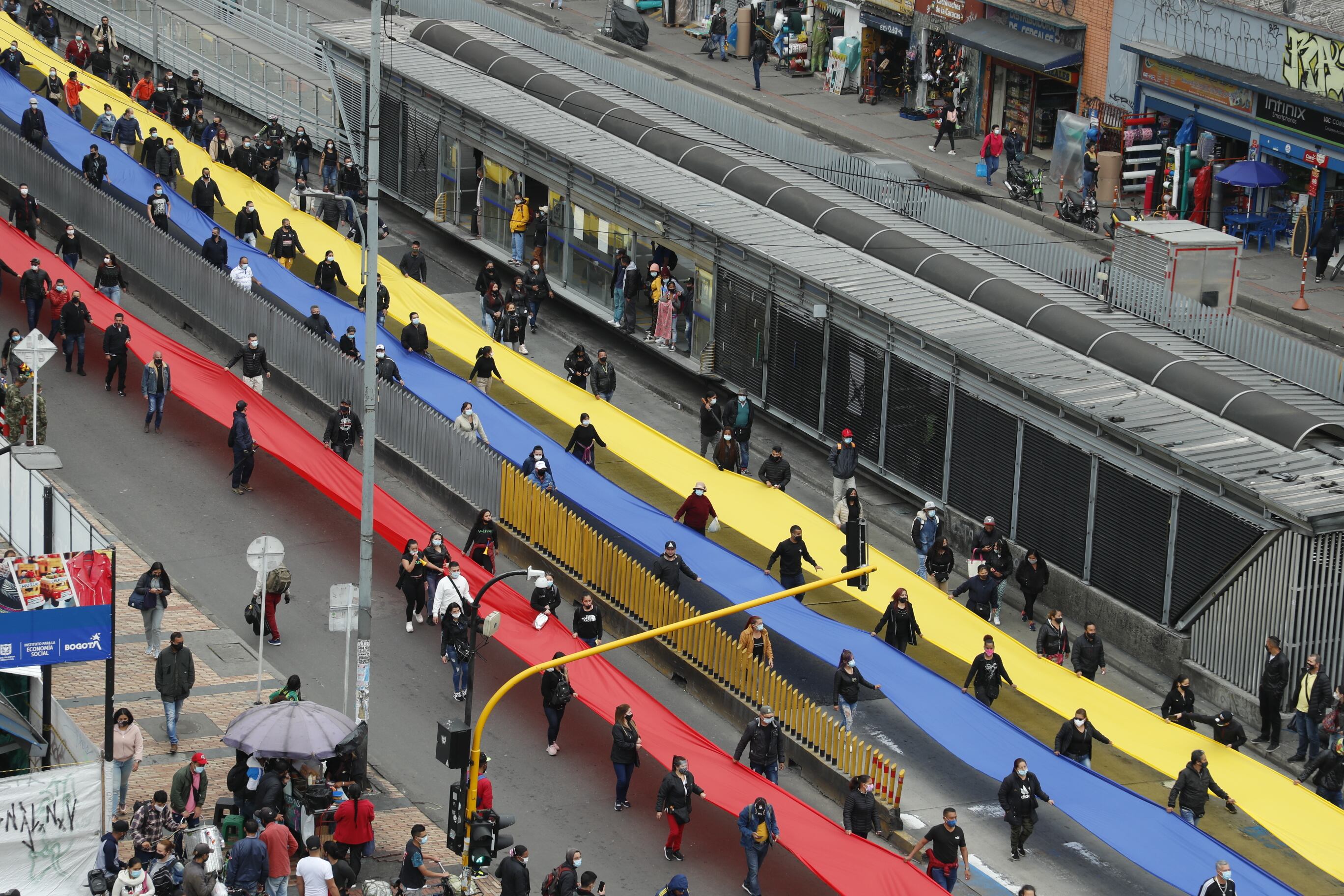 Protestas en San Victorino Exigiendo la reapertura del madrugón en su horario habitual