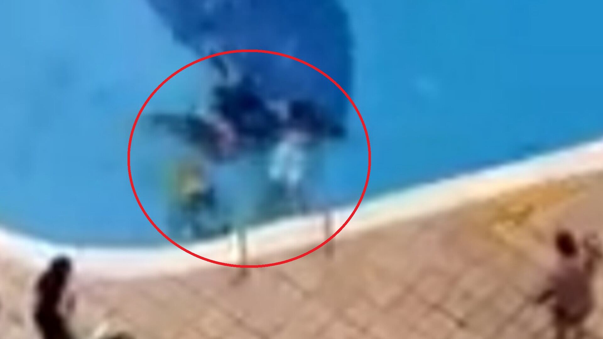 La reacción oportuna de los socorristas y demás personas que se encontraban en el lugar, hizo posible el rescate de los afectados que se encontraban inconscientes.