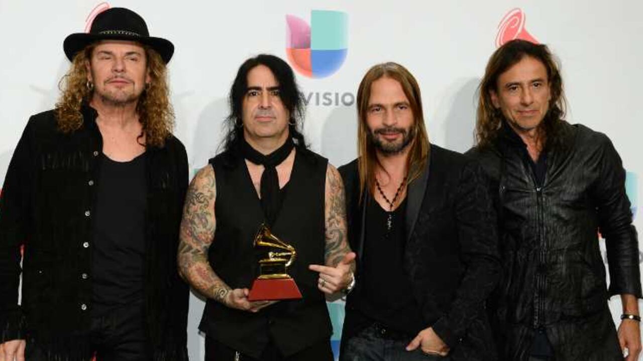 Formado en Guadalajara, México en 1986, el cuarteto integrado por Fher Olvera, Alex González, Sergio Vallín y Juan Calleros ha vendido más de 40 millones de discos.