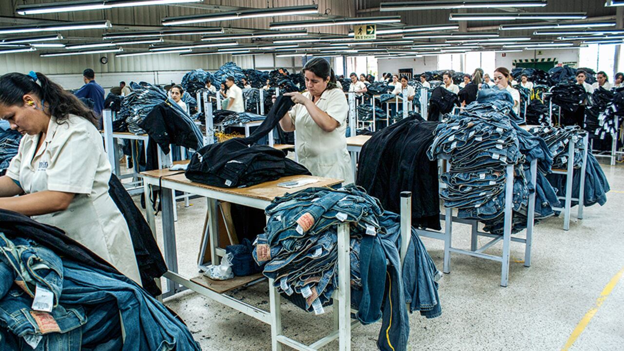 Se estima que en Colombia 11 millones de personas reciben un salario mínimo o menos como ingreso mensual.