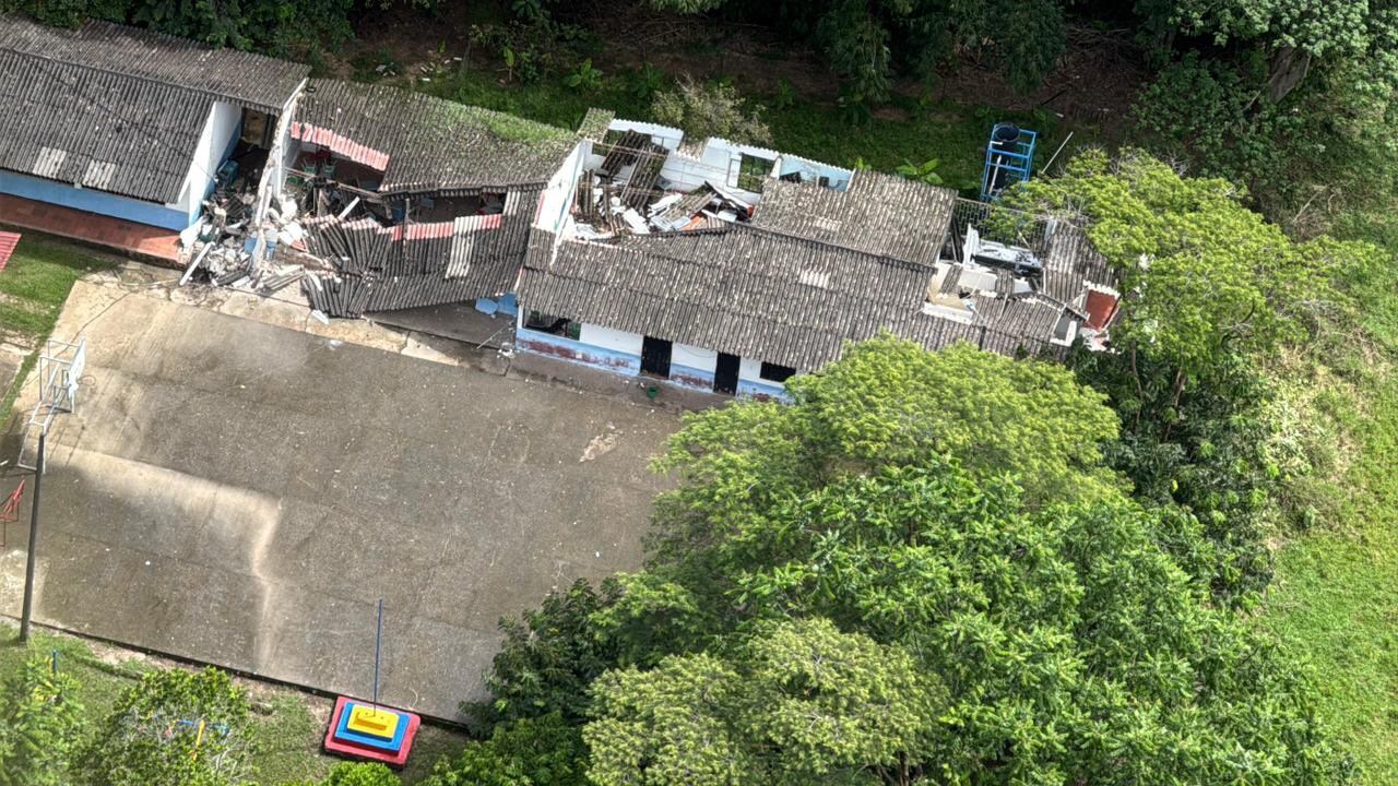 Desde el aire se evidencian las afectaciones en la infraestructura de los municipios de Paratebueno y Medina en el departamento de Cundinamarca.