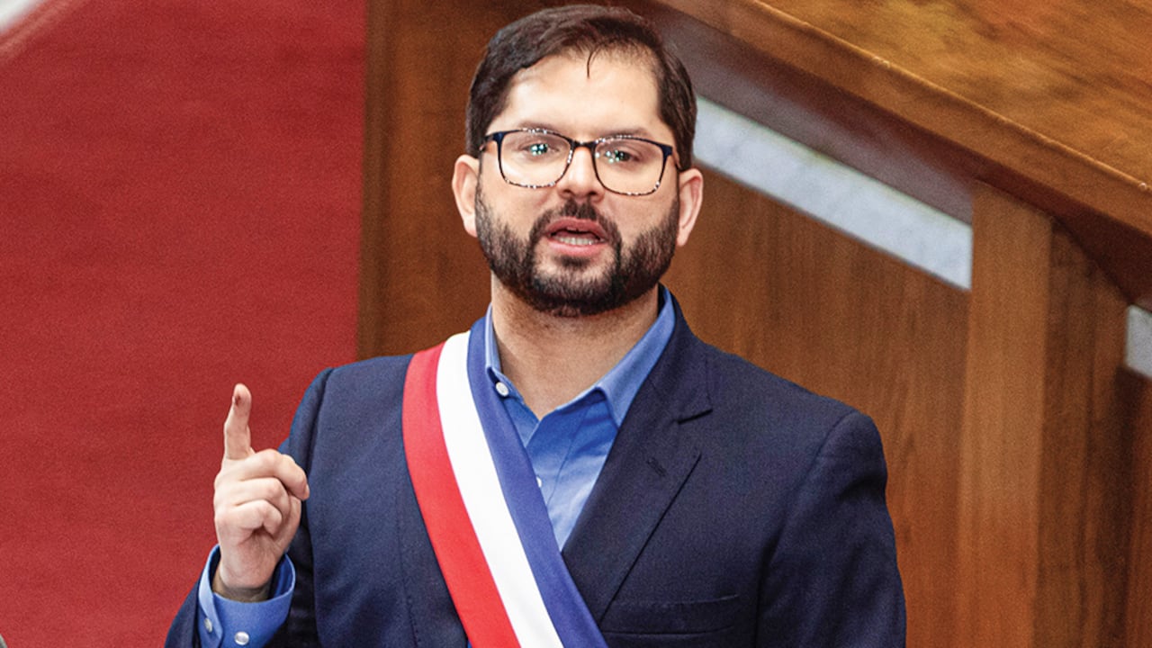 No paran los problemas para Gabriel Boric, que intenta aún reformar el país.