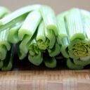 La apigenina está en el perejil, el apio y la manzanilla, entre otras frutas y vegetales.