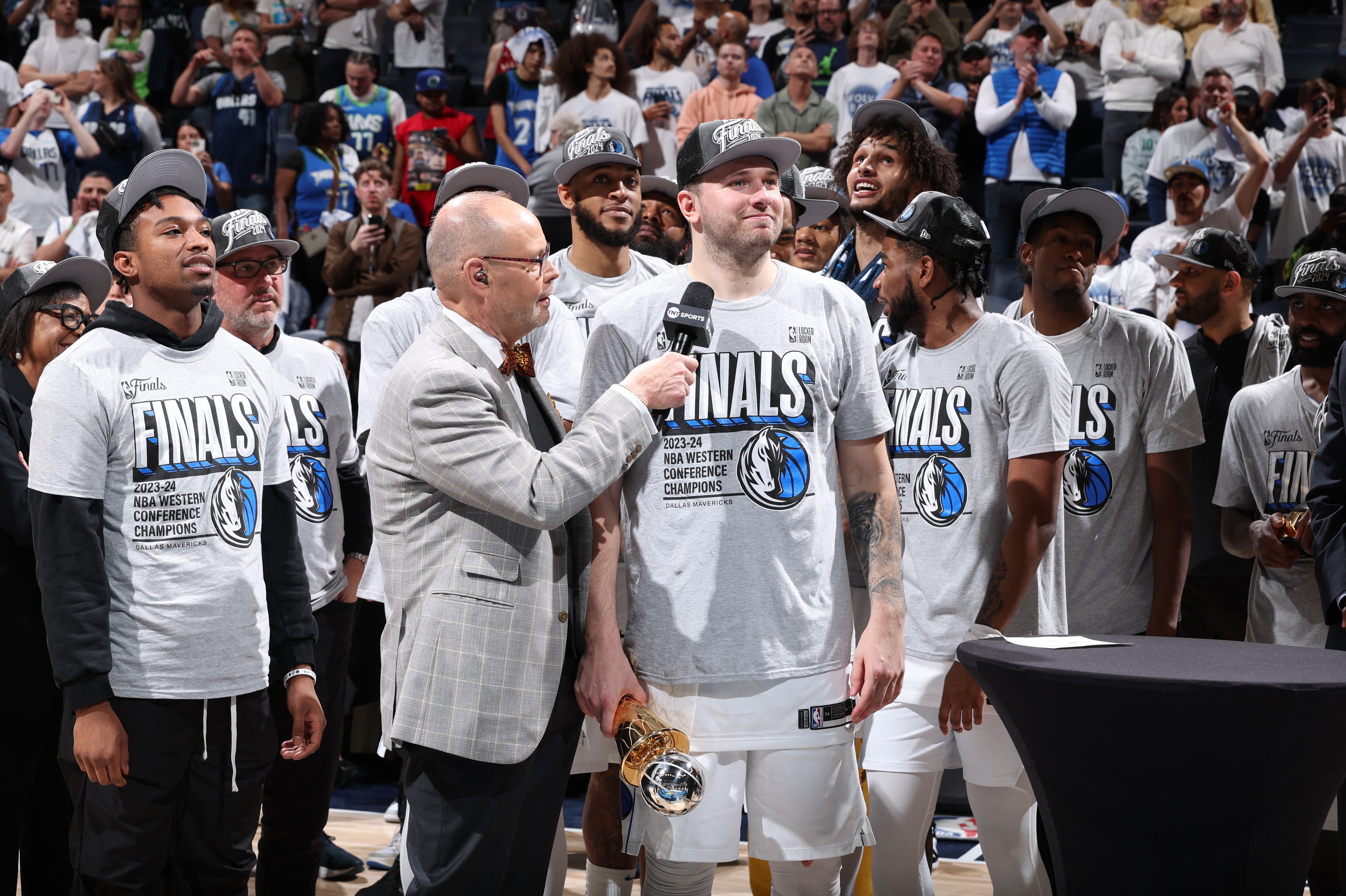 Dallas fue muy superior a  Minnesota y accedió a las finales de la NBA