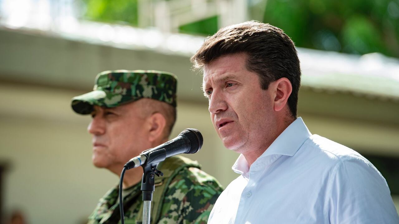 Diego Molano, Ministro de Defensa, aseguró que criminales del Clan del Golfo planean un posible paro armado en Bolívar, Sucre, Antioquia y Córdoba.