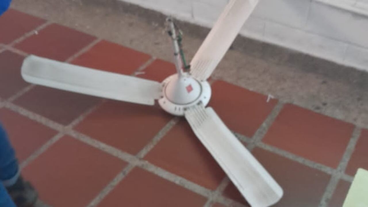 Tres estudiantes resultaron heridos con el abanico