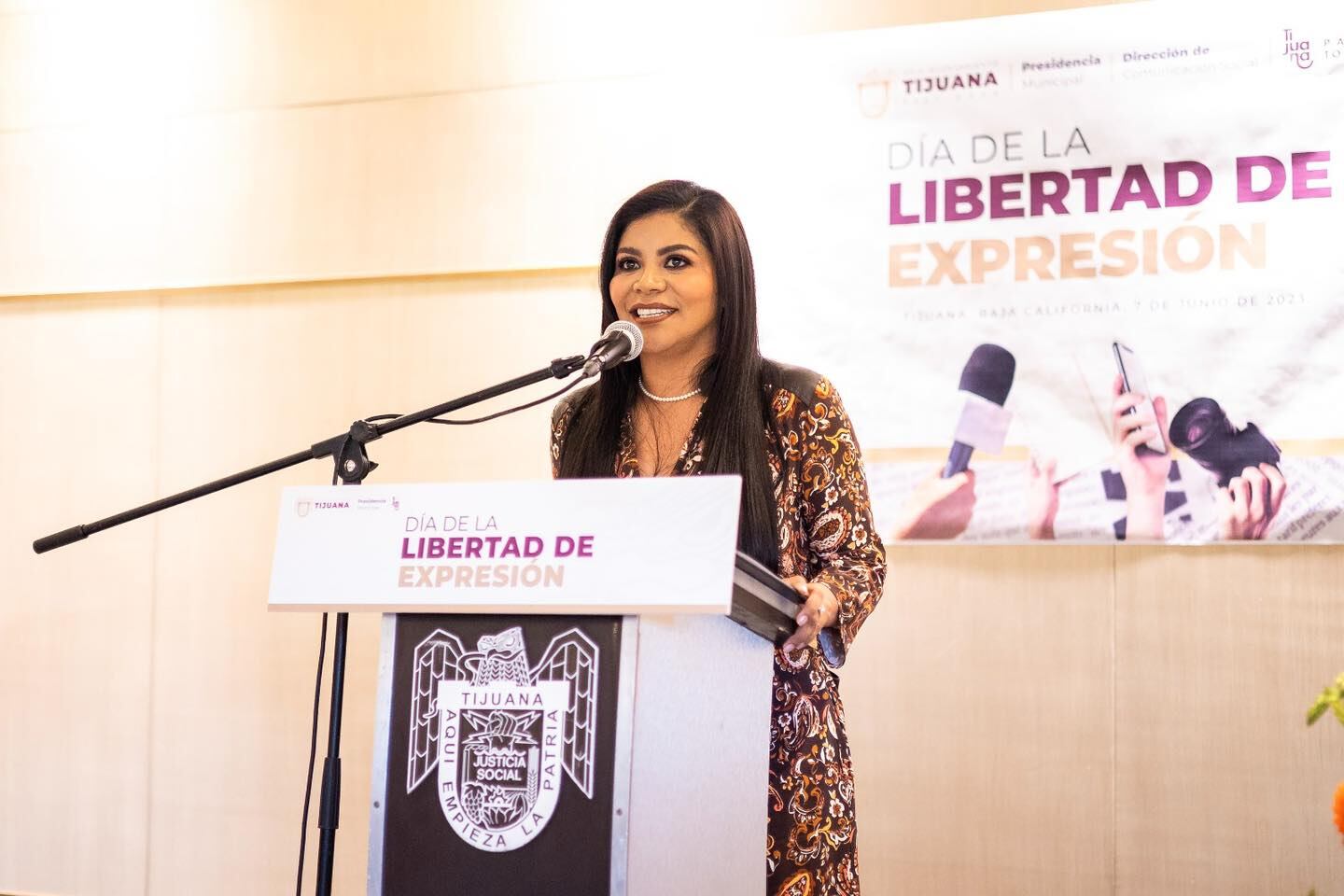 Facebook:@Montserrat4T