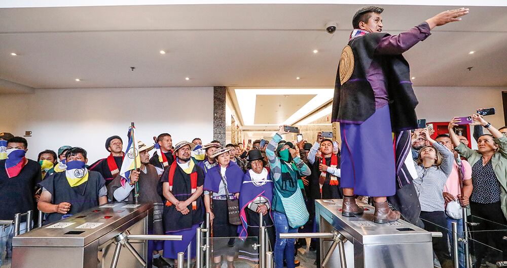 Momentos de pánico se vivieron en las instalaciones. SEMANA rechaza enérgicamente este grave atentado contra la libertad de prensa.