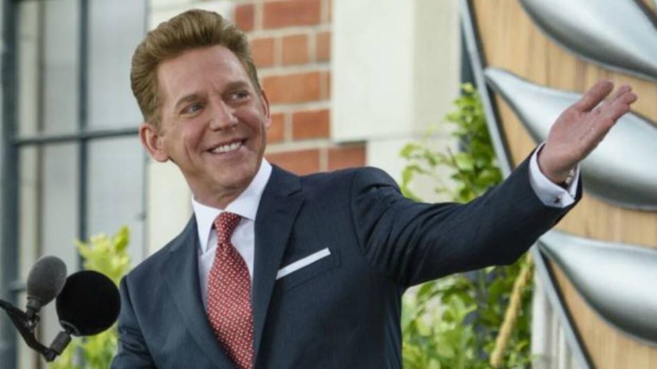 David Miscavige se define como el "líder eclesiástico de la religión de la Cienciología".