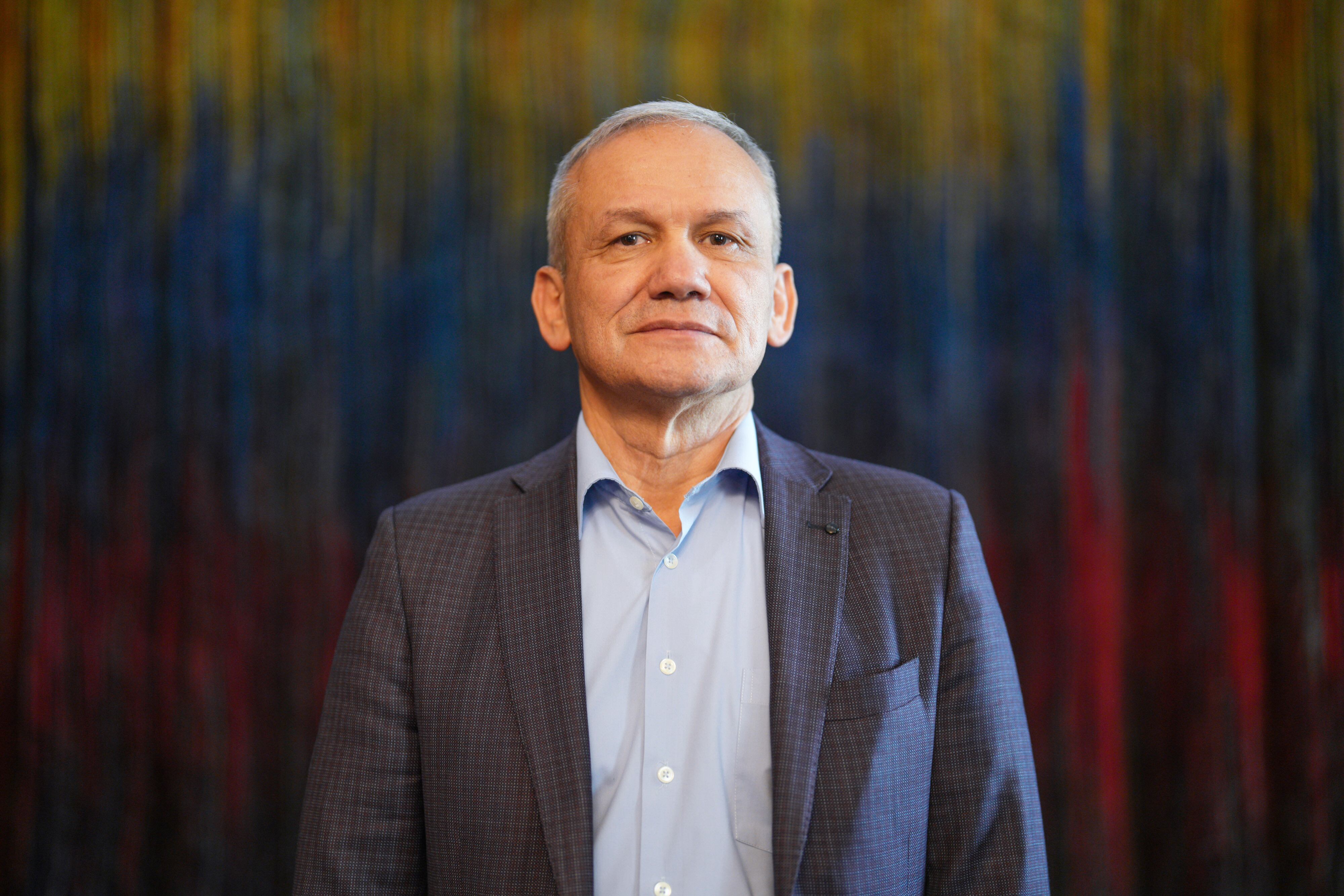 Carlos Ramón González