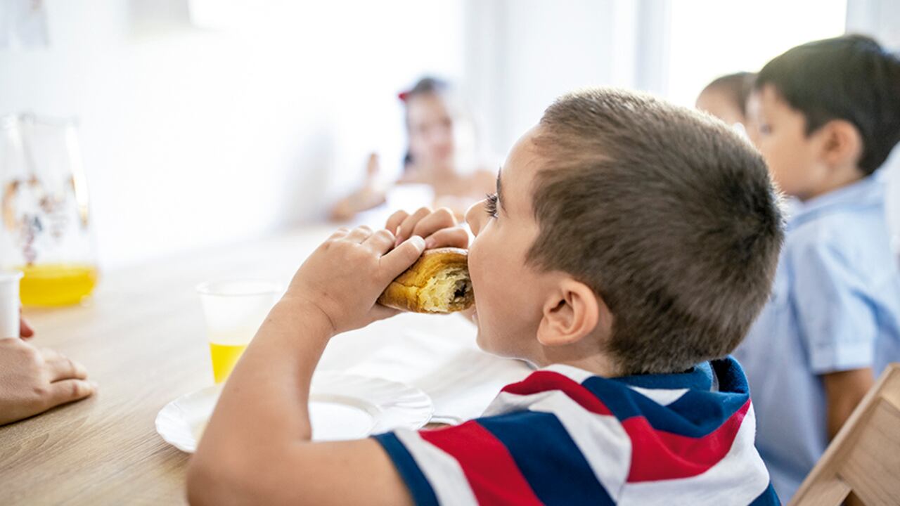 Proteger los recursos destinados para la alimentación y la educación de los niños es una tarea urgente.