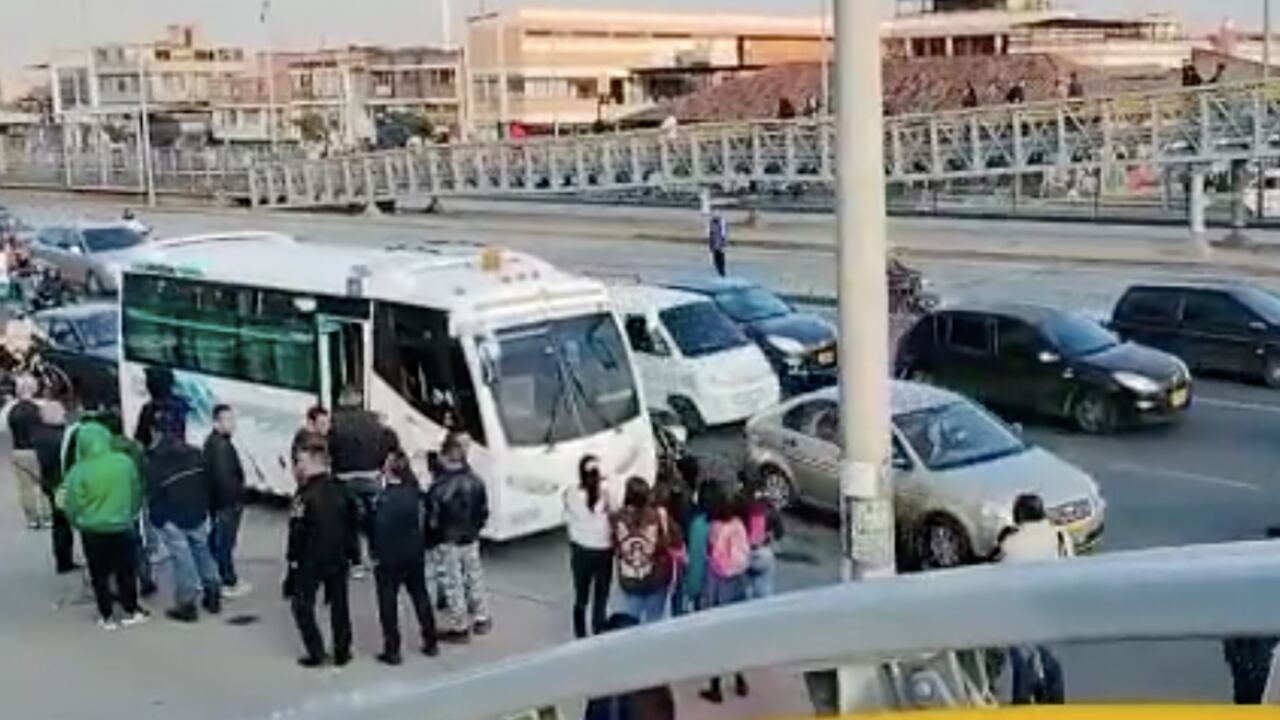 El bloqueo en autopista sur.