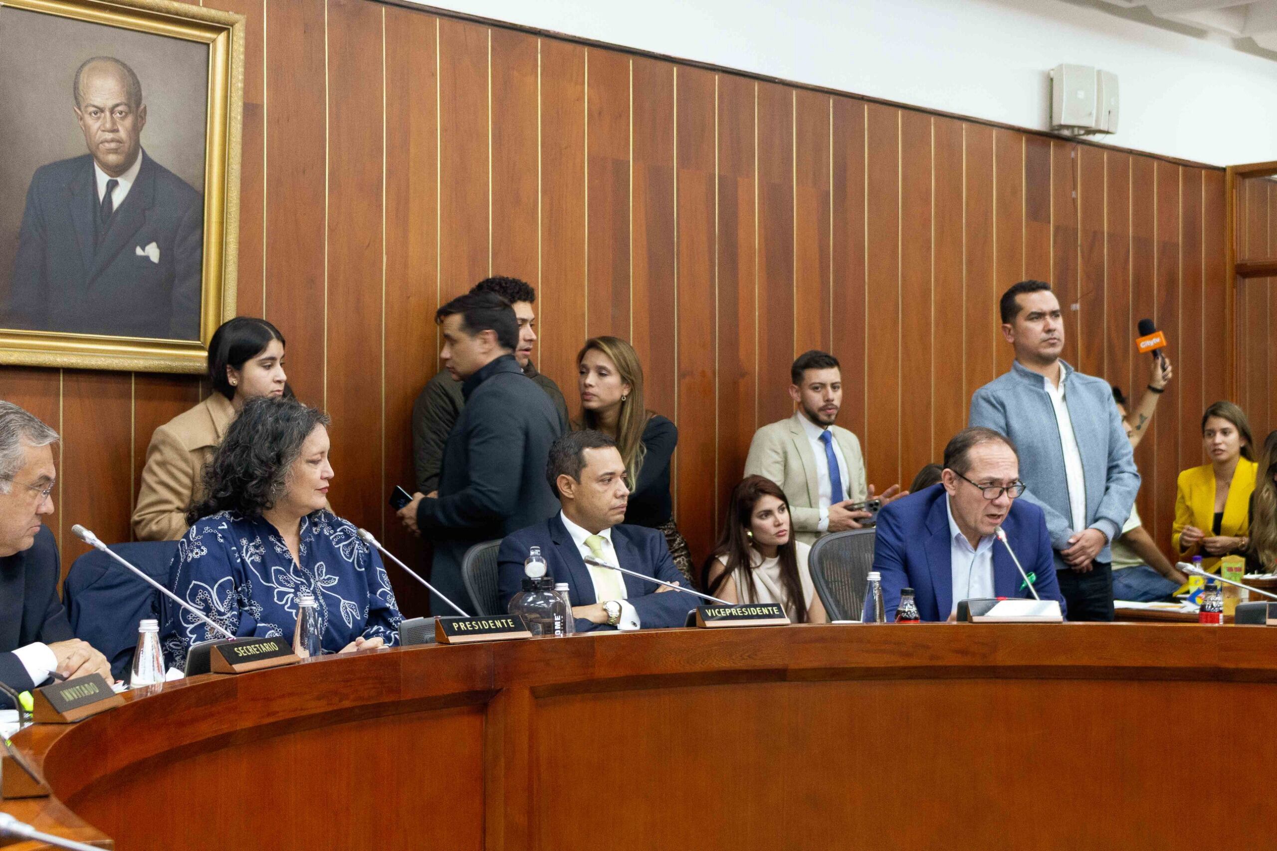 Debate de la reforma laboral en la Comisión Cuarta del Senado.
