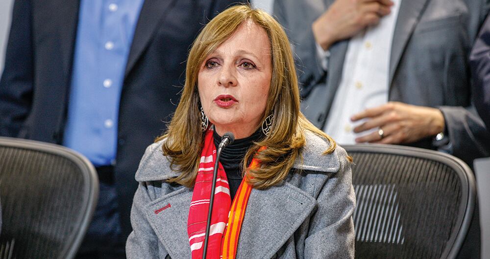 ángela m. robledoIndependiente