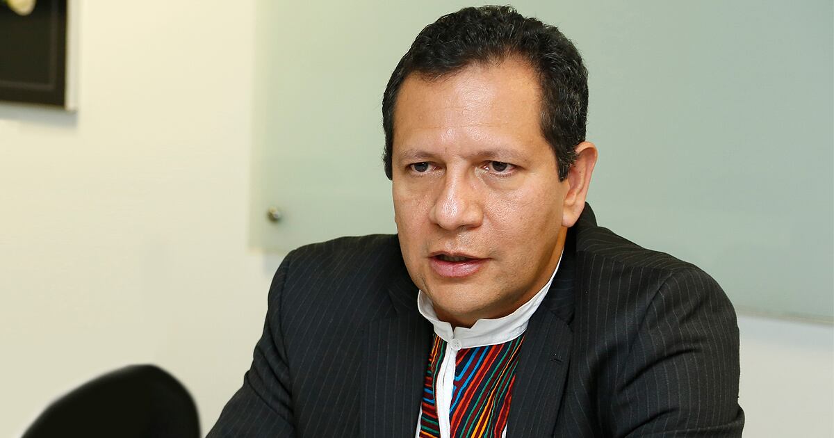 Luis Guillermo Pérez Casas.