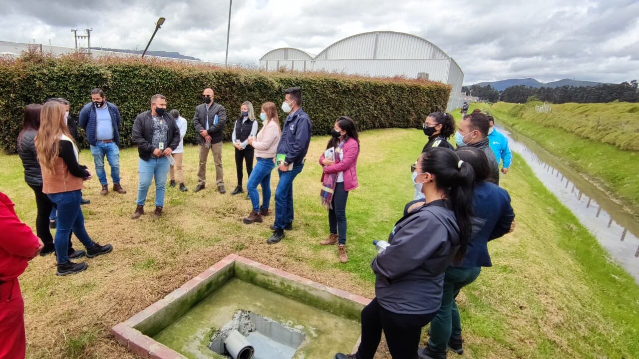 Esta actividad, entre otras cosas, ayuda a identificar las empresas que tienen procesos ejemplares en las áreas ambientales.