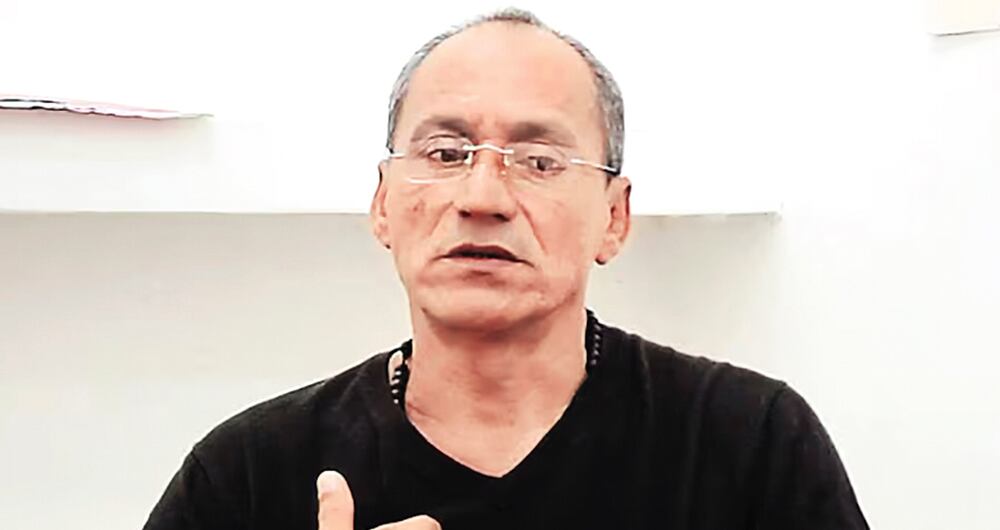 Carlos e. VélezExparamilitar