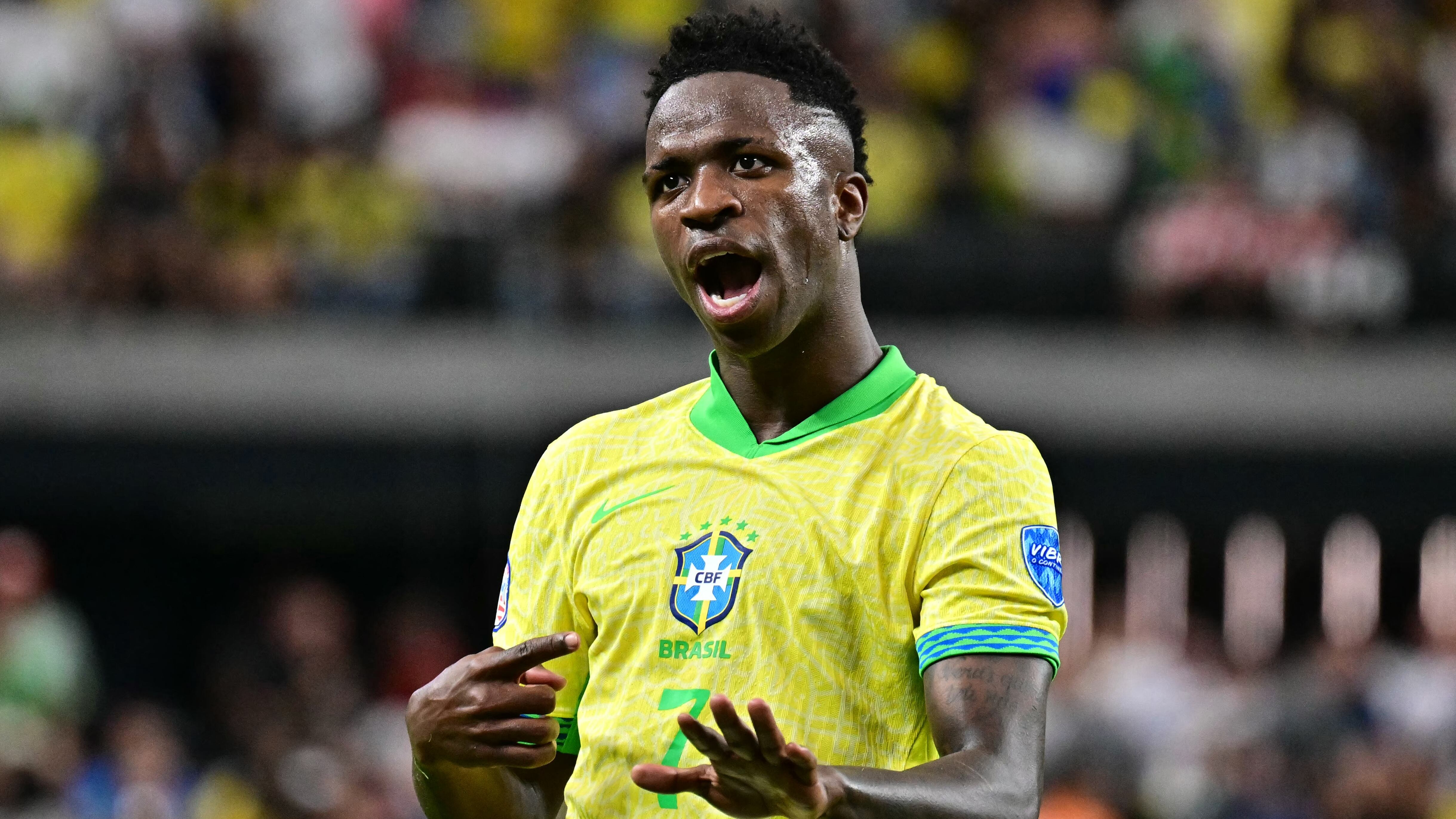 Vinicius, una cara visible del fútbol mundial que sienta su voz de protesta contra el racismo.