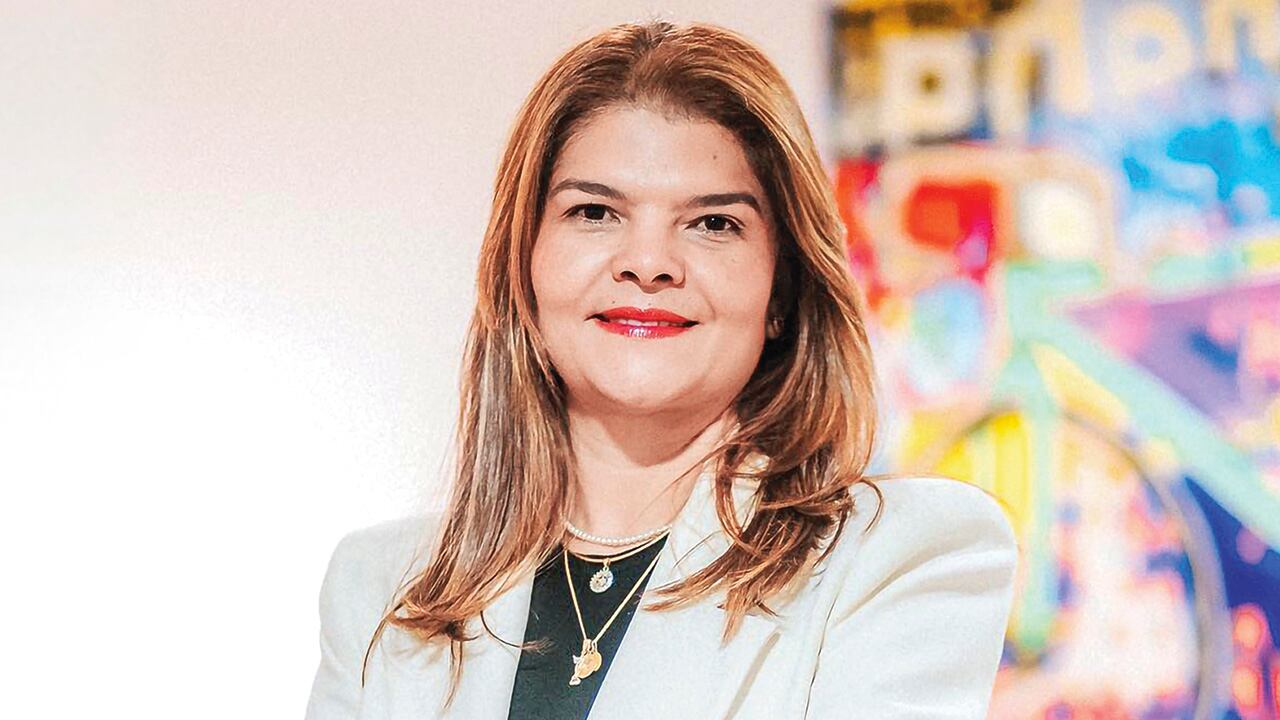 Liliana Bitar  Senadora
