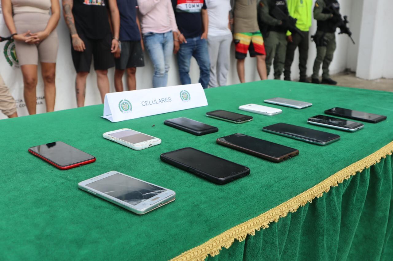 Parte de los elementos incautados en los operativos
