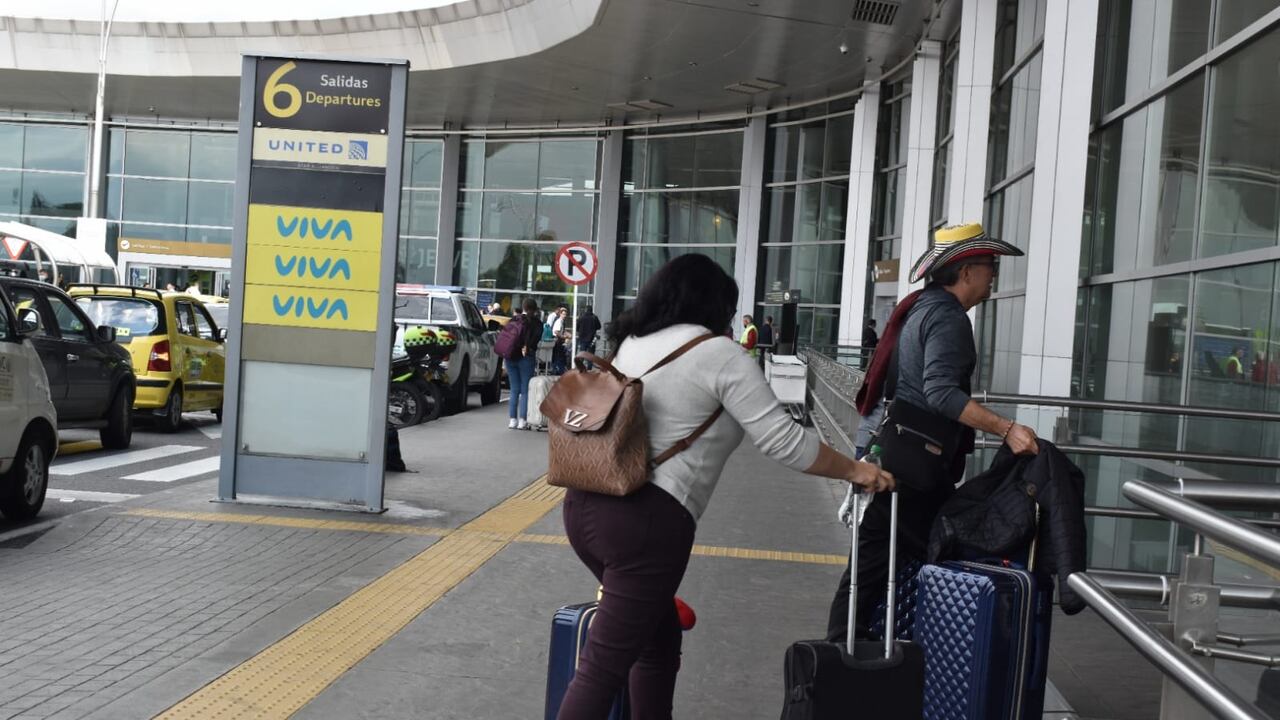 Viva Air generó crisis de pasajeros en aeropuertos