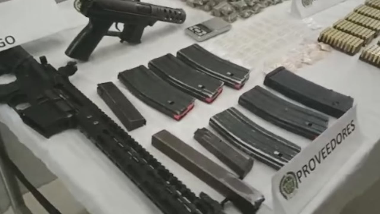 En los operativos para capturar a los miembros del Tren de Aragua fue encontrado un tremendo arsenal.